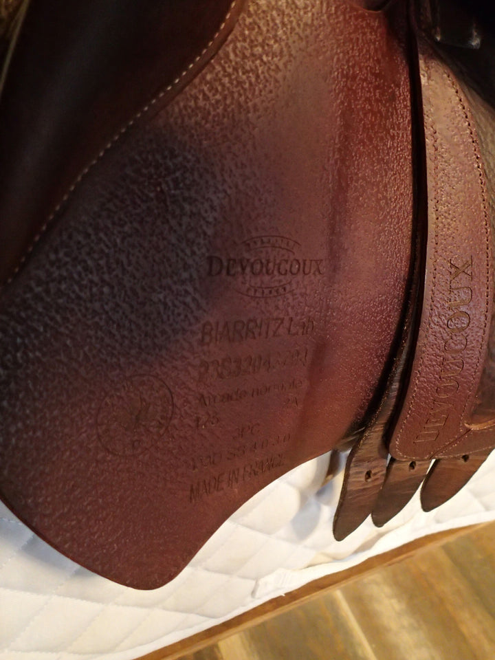 17.5" Devoucoux Biarritz Lab Saddle - Full Buffalo - 2023 - 2A Flaps - 4.5" dot to dot (116)