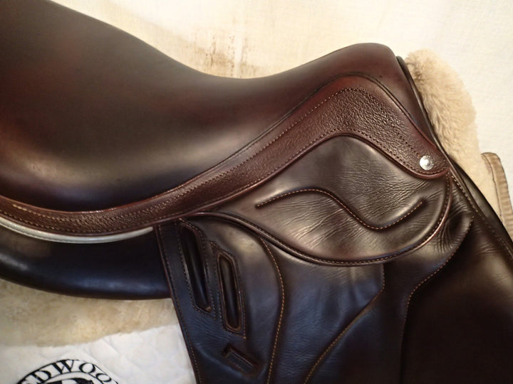 17.5" Devoucoux Biarritz Lab Saddle - Full Buffalo - 2023 - 2A Flaps - 4.5" dot to dot (116)