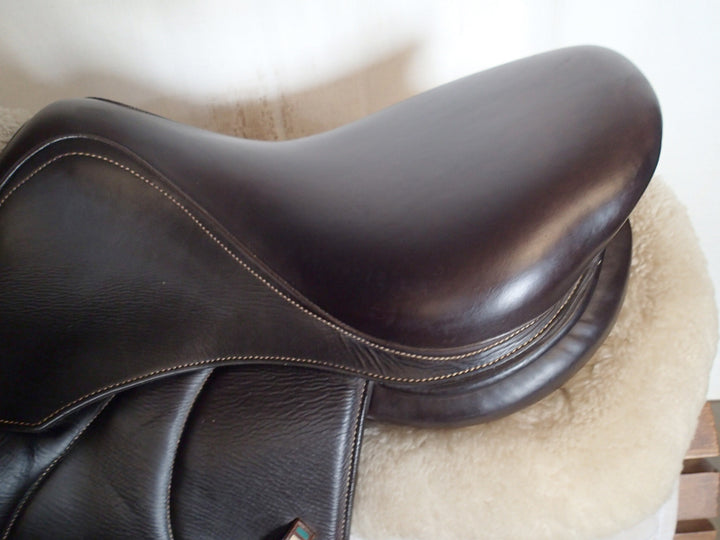 16" Voltaire Palm Beach Saddle - Full Buffalo - 2023 - 00A Flaps - 5" dot to dot - FIN Panels (118)