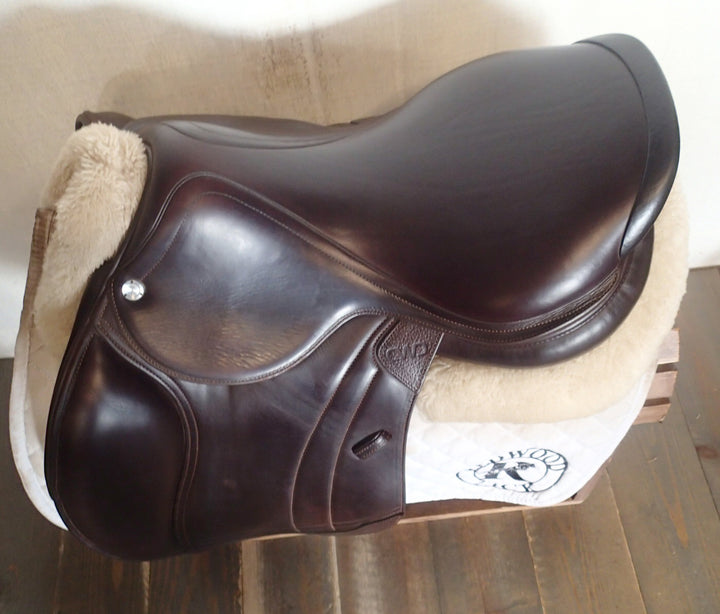 17.5" CWD Hunter Mademoiselle 2Gs Saddle - Full Buffalo - 2024 - 3LH Flaps - SE38 (119)