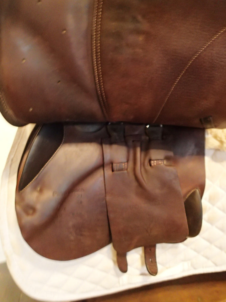 17" Voltaire Palm Beach Saddle - Full Buffalo - 2021 - 2A Flaps - 4.75" dot to dot - Pro Panels (120)