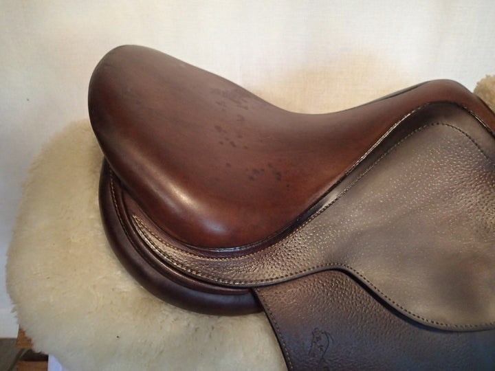 15" Antares Saddle - 2007 - 0N Flaps - 4.75" dot to dot