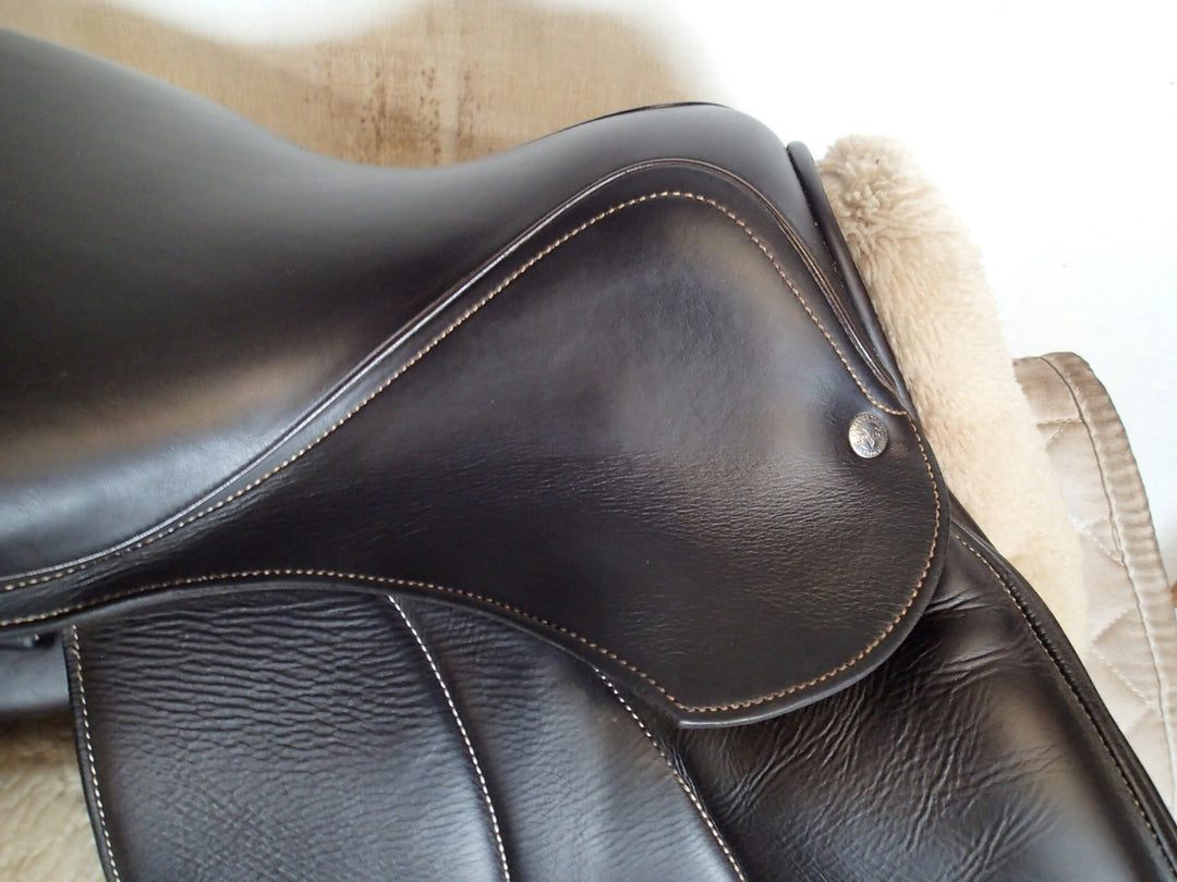 16" Voltaire Palm Beach Saddle - Full Buffalo - 2023 - 2A Flaps - 4.75" dot to dot - FIN Panels (125)