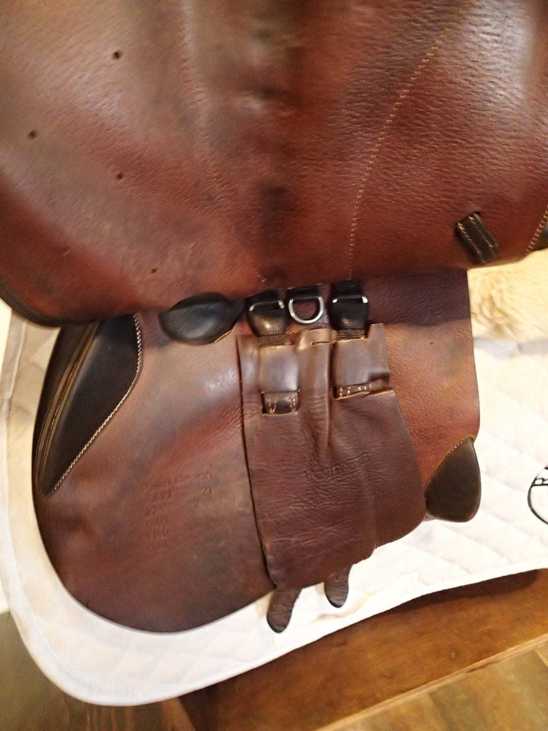17" Voltaire Palm Beach Saddle - Full Buffalo - 2021 - 2AA Flaps - 4.5" dot to dot - Pro Panels (126)