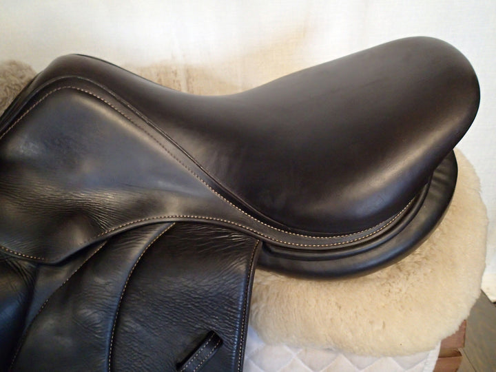 17" Voltaire Palm Beach Saddle - Full Buffalo - 2021 - 2AA Flaps - 4.5" dot to dot - Pro Panels (126)