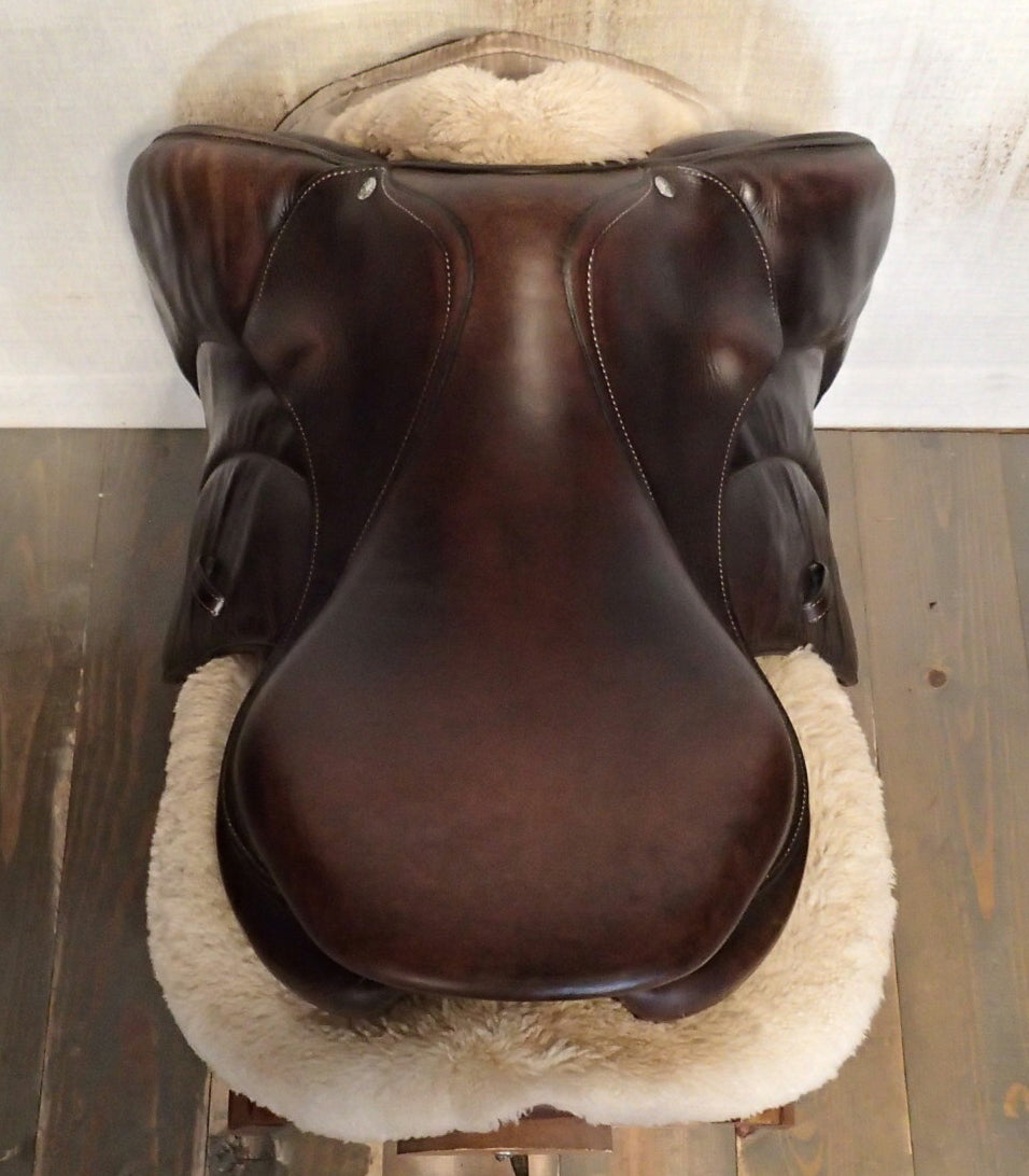 17" Voltaire Palm Beach Saddle - Full Buffalo - 2017 - 2A Flaps - 4.75" dot to dot - Pro Panels (127)