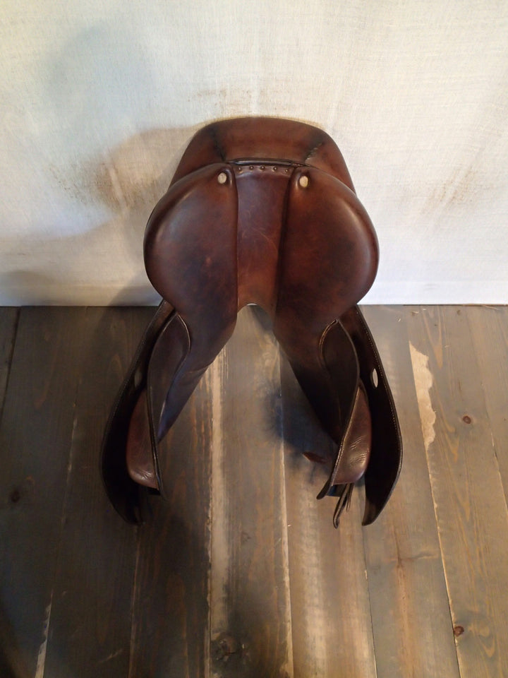 16.5" Antares Saddle - 2007 - 2A Flaps - 4.5" dot to dot