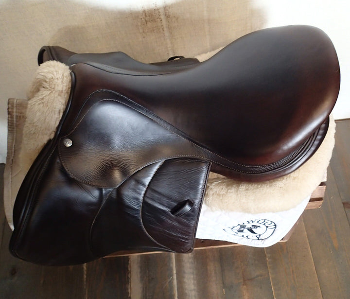 18" Voltaire Palm Beach Saddle - Full Buffalo - 2014 - 2AA Flaps - 4.75" dot to dot - Pro Panels (132)