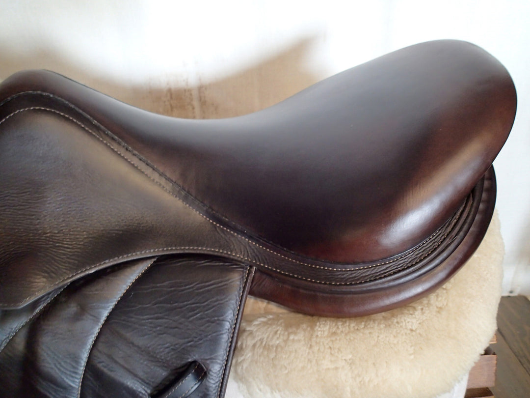 18" Voltaire Palm Beach Saddle - Full Buffalo - 2014 - 2AA Flaps - 4.75" dot to dot - Pro Panels (132)