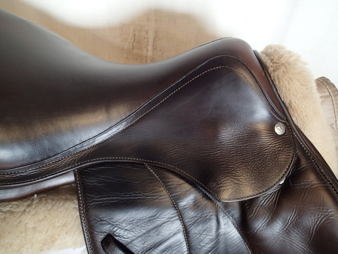 18" Voltaire Palm Beach Saddle - Full Buffalo - 2014 - 2AA Flaps - 4.75" dot to dot - Pro Panels (132)