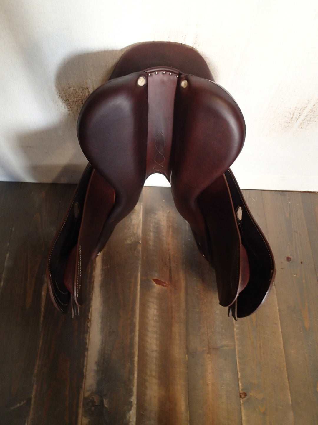 17" Antares Connexion Saddle - Full Buffalo - 2020 - 2AB Flaps - 5" dot to dot (133)