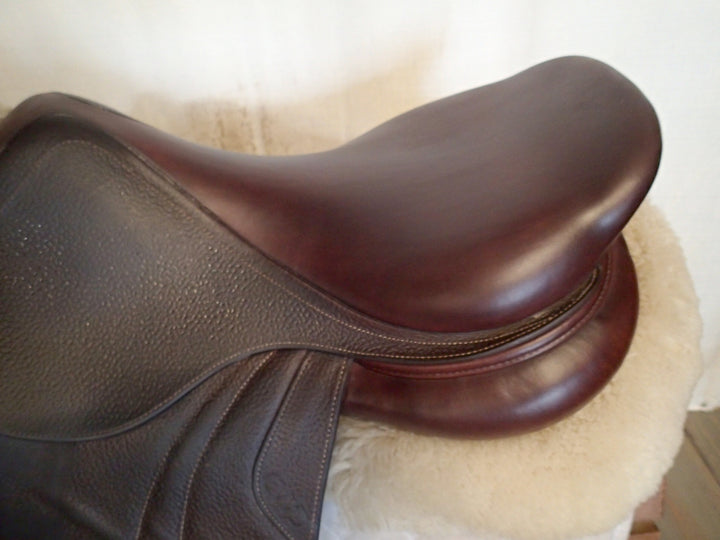 17" CWD Saddle - 2021 - 2C Flaps - SE03 (135)