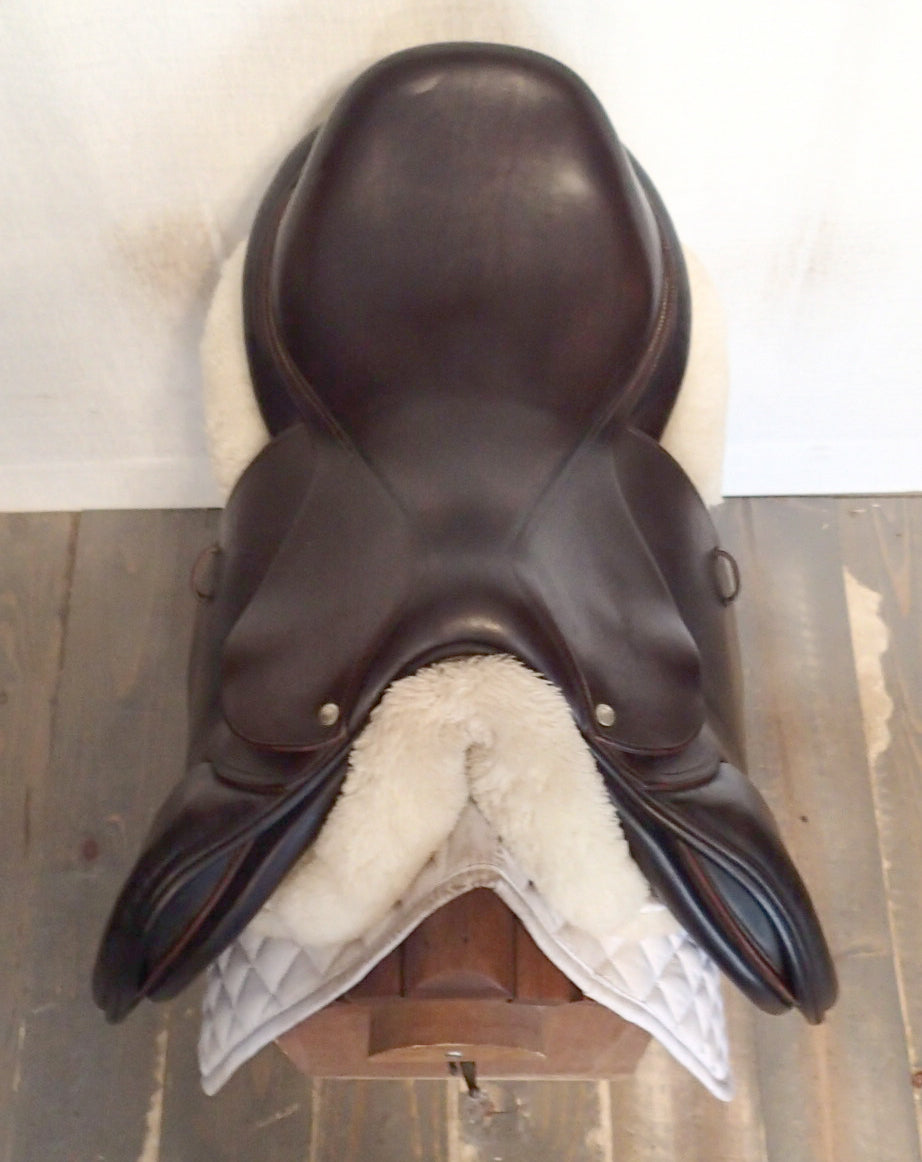 18" Devoucoux Biarritz Saddle - 2012 - 3A Flaps - 4.75" dot to dot