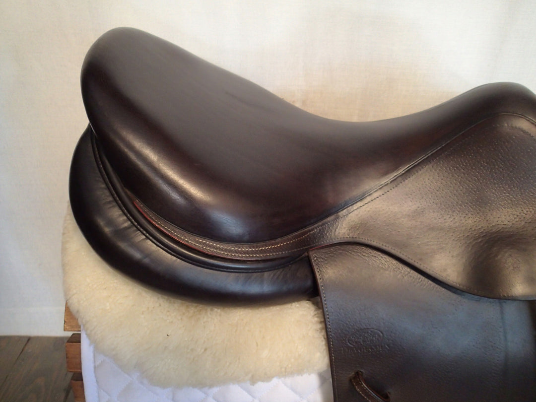 18" Devoucoux Biarritz Saddle - 2012 - 3A Flaps - 4.75" dot to dot