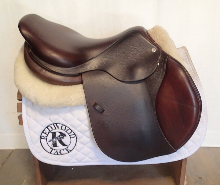 17.5" CWD Saddle - 2009 - 2C Flaps - SE02 - 4.5" dot to dot - Pro Panels