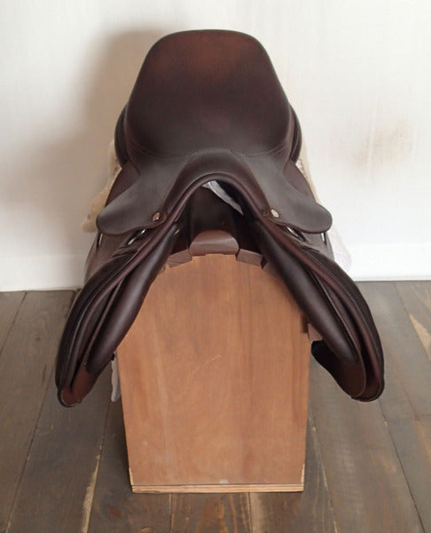 16.5" Antares Saddle - 2011 - 1N Flaps - 4.5" dot to dot