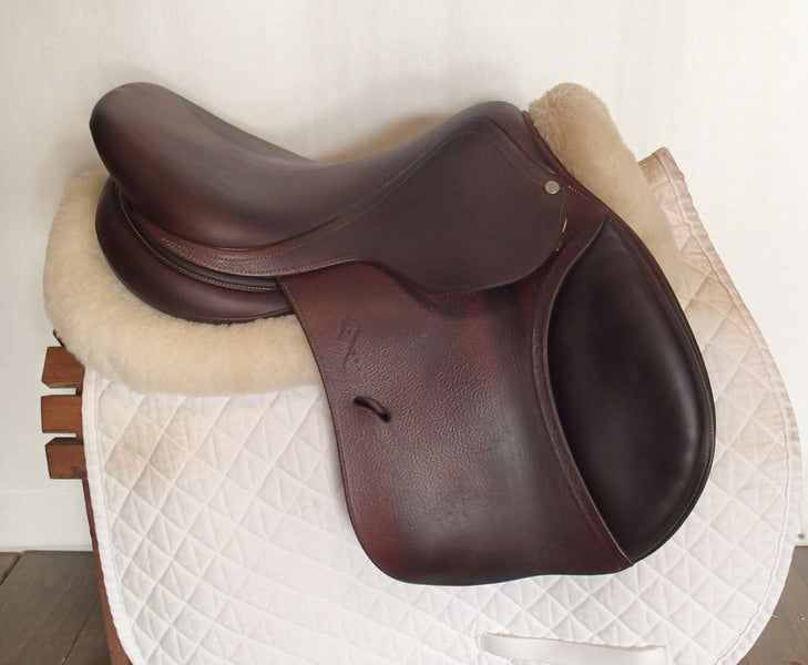 16.5" Antares Saddle - 2011 - 1N Flaps - 4.5" dot to dot