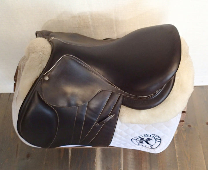 16" Butet Premium Saddle - Full Calfskin - 2020 - M Seat - 1.5 Flaps - 4.5" dot to dot