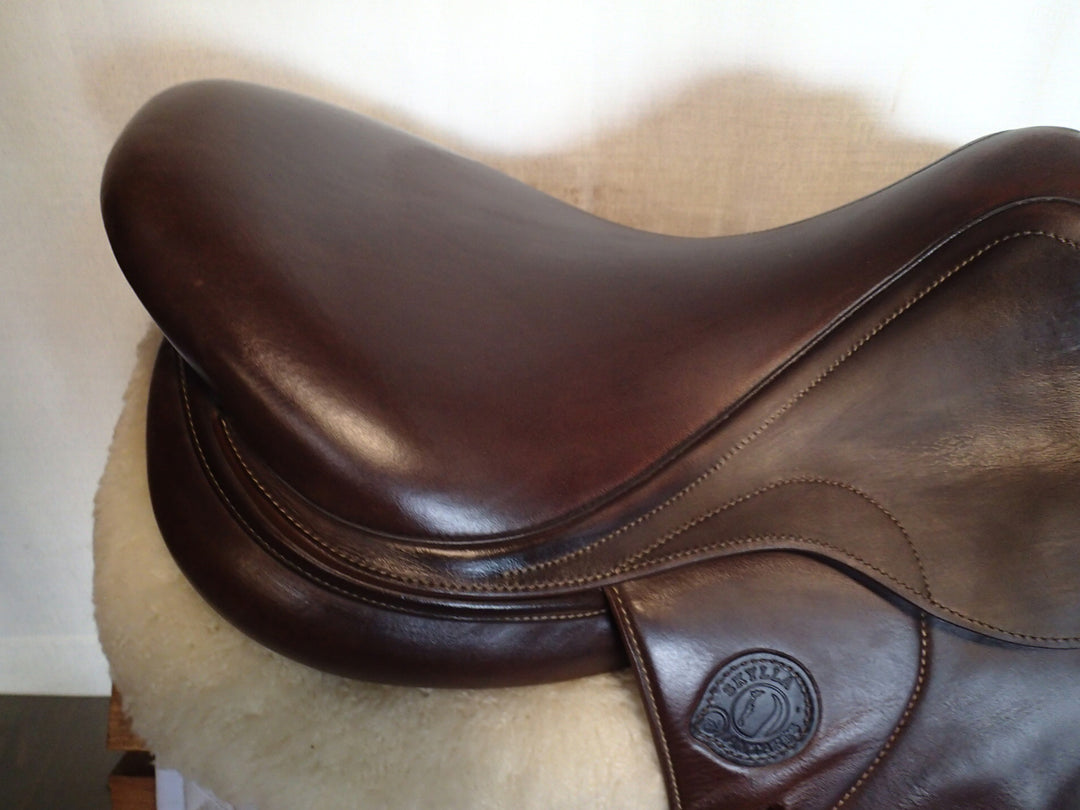 17.5" Antares Skylla Saddle - Full Calfskin - 2021 - 2A Flaps - 4.5" dot to dot