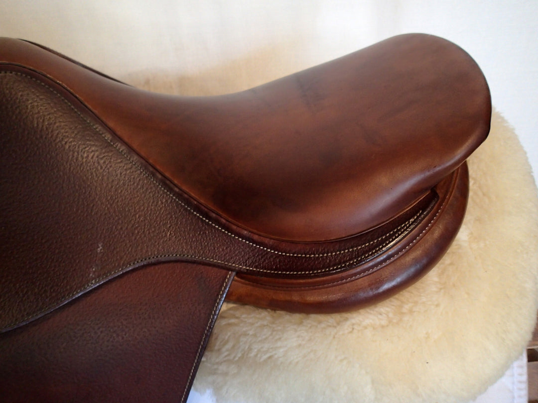 15.5" / 16" Bruno Delgrange PJ Light Saddle - 2007 - 4.5" dot to dot