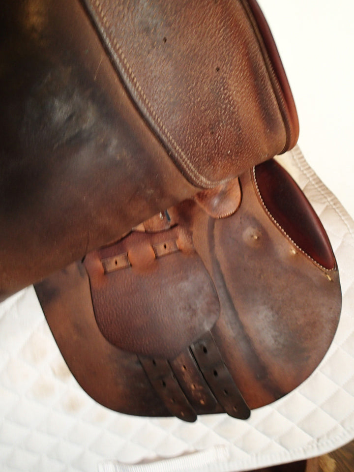 16" Butet Saddle - 2007 - L Seat - 0C Flaps - 4.5" dot to dot (143)