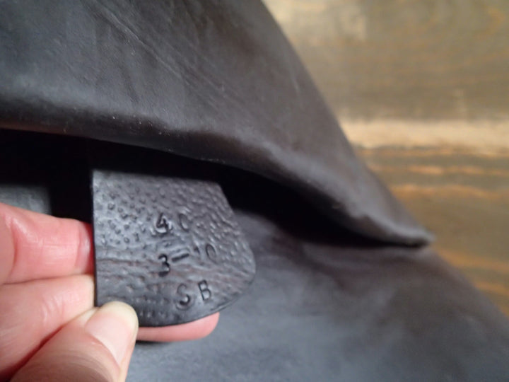 17.5" Devoucoux Biarritz Lab Saddle - Full Buffalo - 2020 - 2A Flaps - 4.75" dot to dot (154)