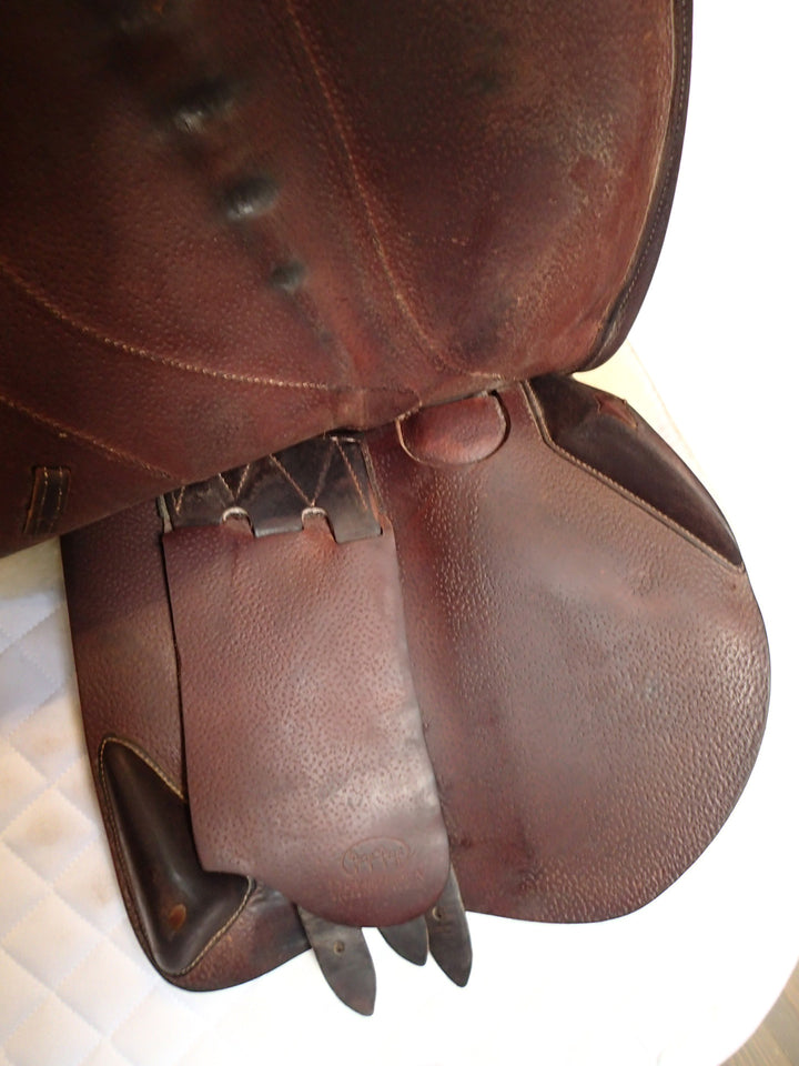 18" Devoucoux Biarritz O Saddle - Full Buffalo - 2016 - 3A Flaps - D3D - 4.75" dot to dot