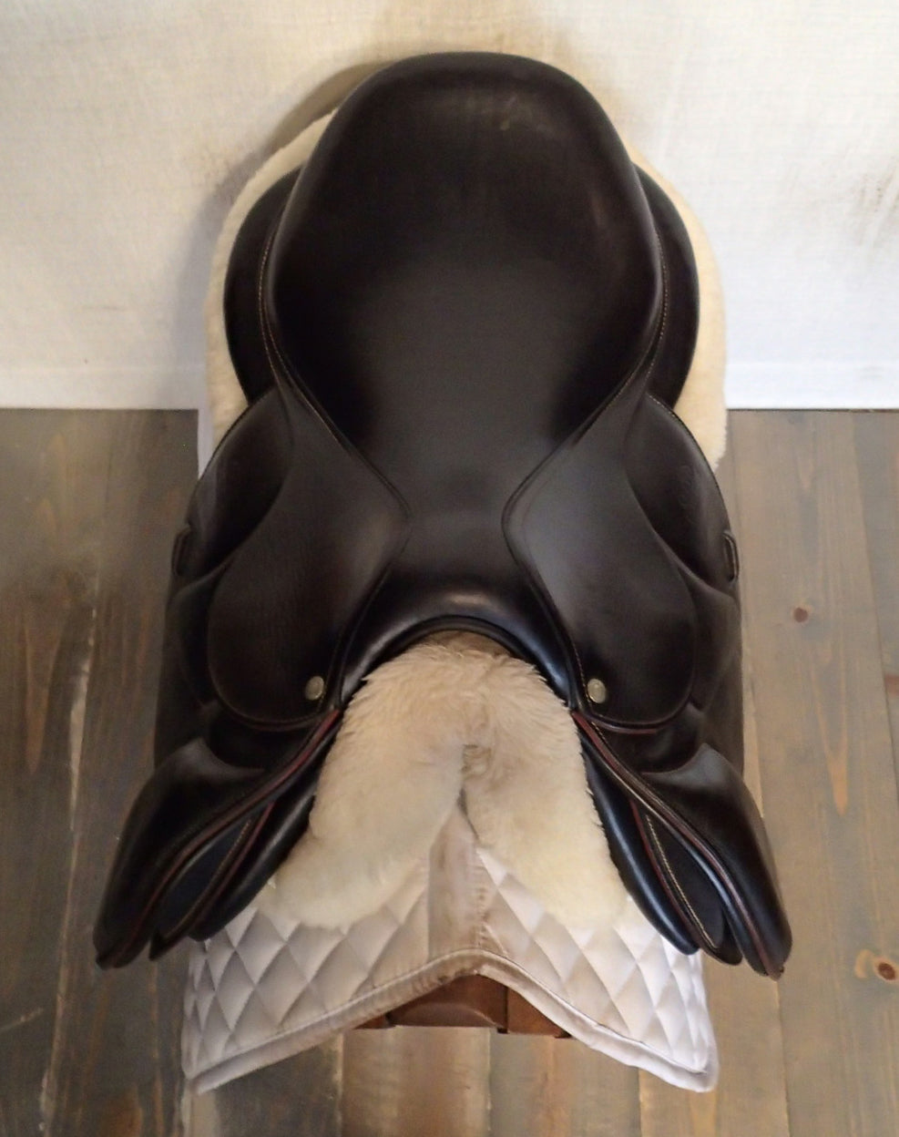 16.5" Devoucoux Biarritz C Saddle - Full Buffalo - 2016 - 1 Flaps - D3D - 5" dot to dot