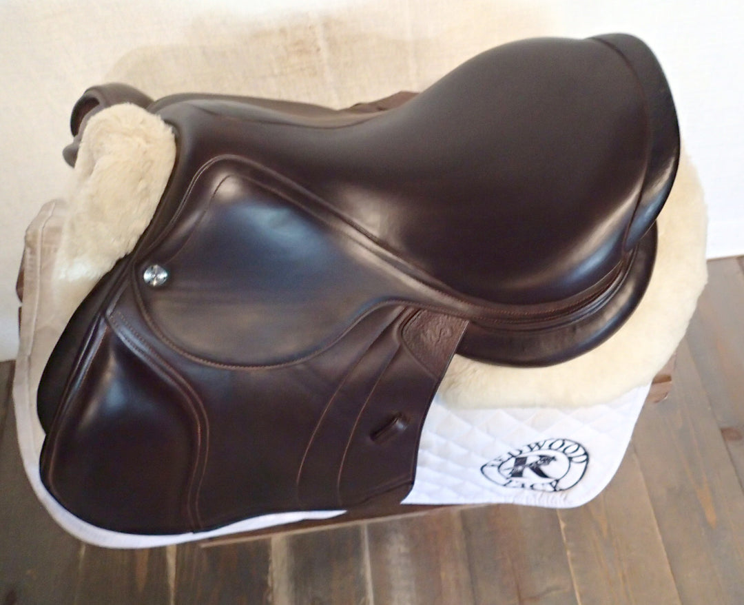 17" CWD Hunter Mademoiselle 2Gs Saddle - Full Buffalo - 2021 - SE38 - 2C Flaps