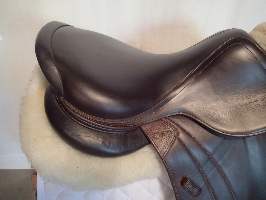 17" CWD Hunter Mademoiselle 2Gs Saddle - Full Buffalo - 2021 - SE38 - 2C Flaps