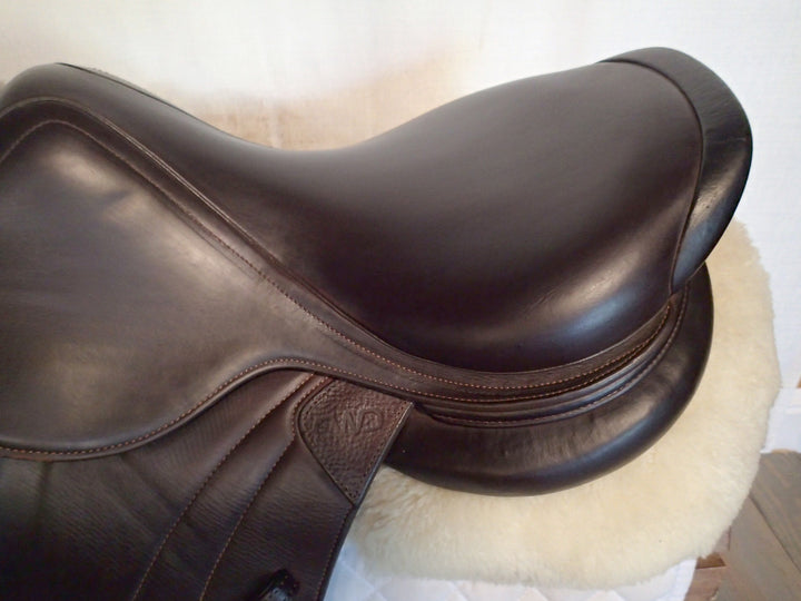 17" CWD Hunter Mademoiselle 2Gs Saddle - Full Buffalo - 2021 - SE38 - 2C Flaps