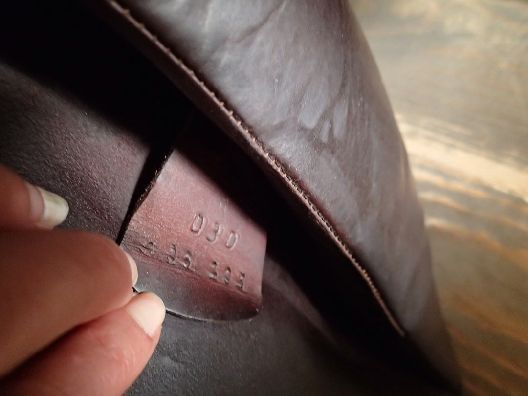 17" Devoucoux Biarritz S Saddle - 2017 - 2 Flaps - 5" dot to dot (161)