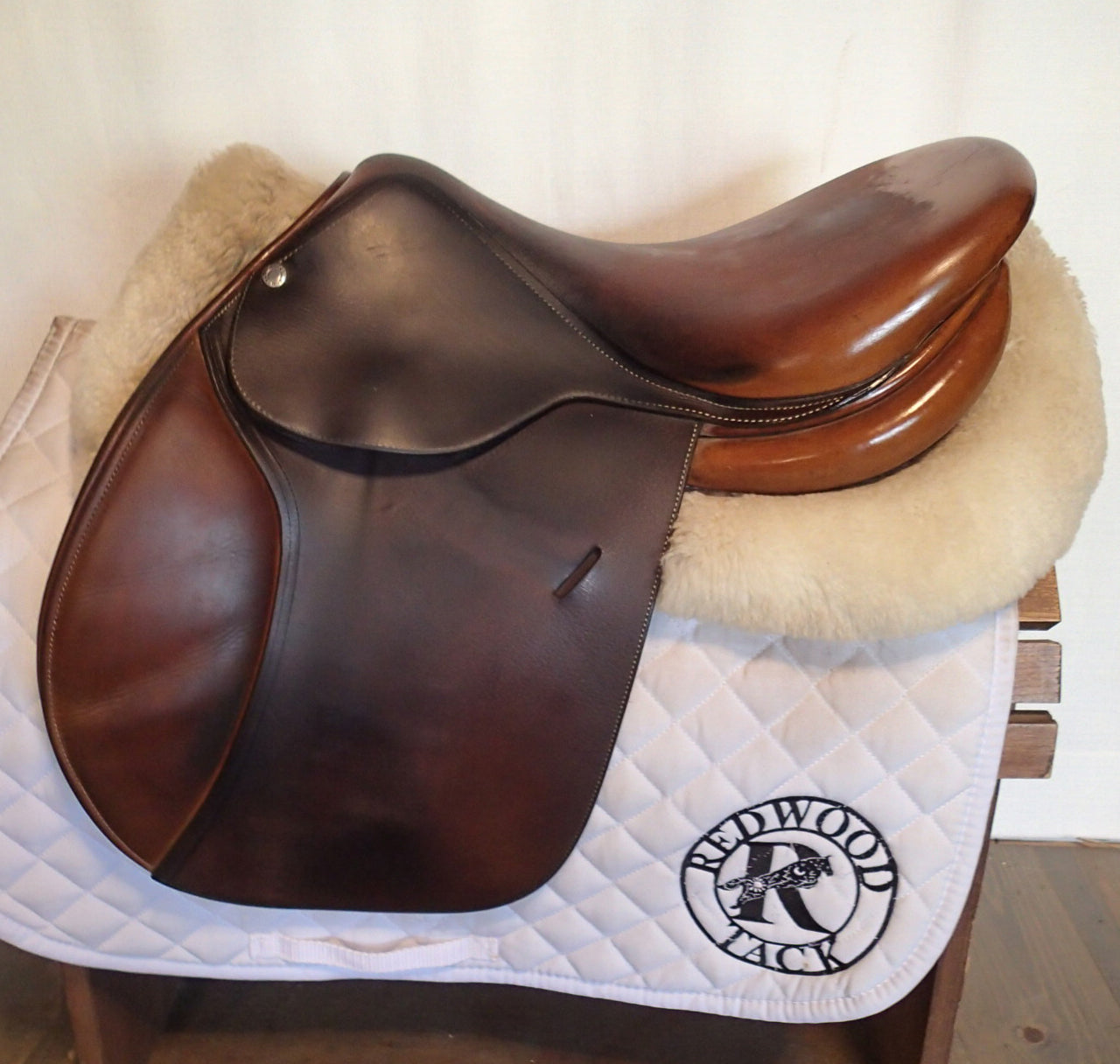 17.5" Butet Saddle - 2014 - P Seat - 2.5 Flaps - 4.25" dot to dot
