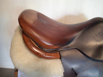 17.5" Butet Saddle - 2014 - P Seat - 2.5 Flaps - 4.25" dot to dot