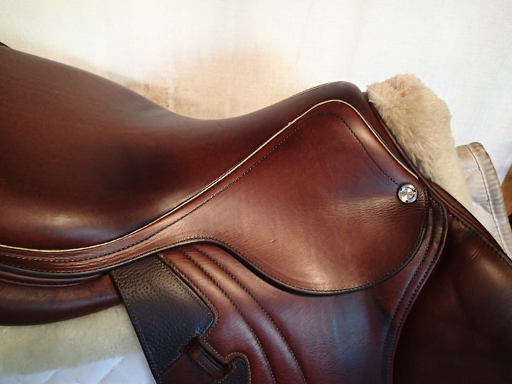 18" CWD Mademoiselle 2Gs Saddle - Full Buffalo - 2023 - 5C Flaps - SE31