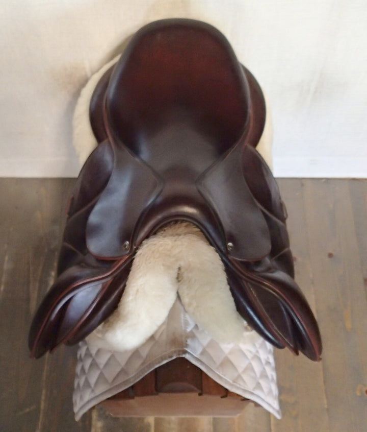 16.5" Devoucoux Biarritz S Saddle - Full Buffalo - 2022 - 2 Flaps - 4.5" dot to dot