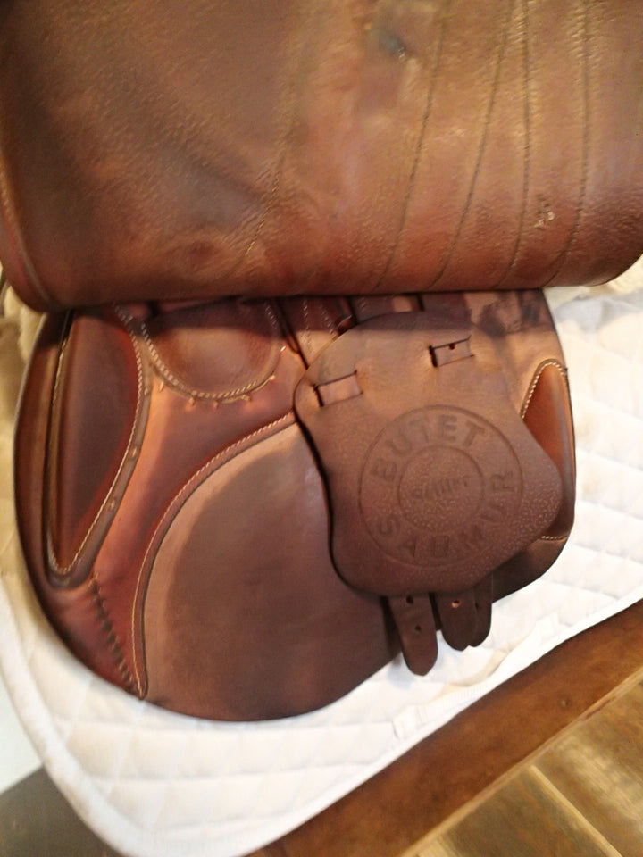 17" Butet Premium Saddle - Full Calfskin - 2022 - P Seat - 1.75 Flaps - 4.25" dot to dot (175)