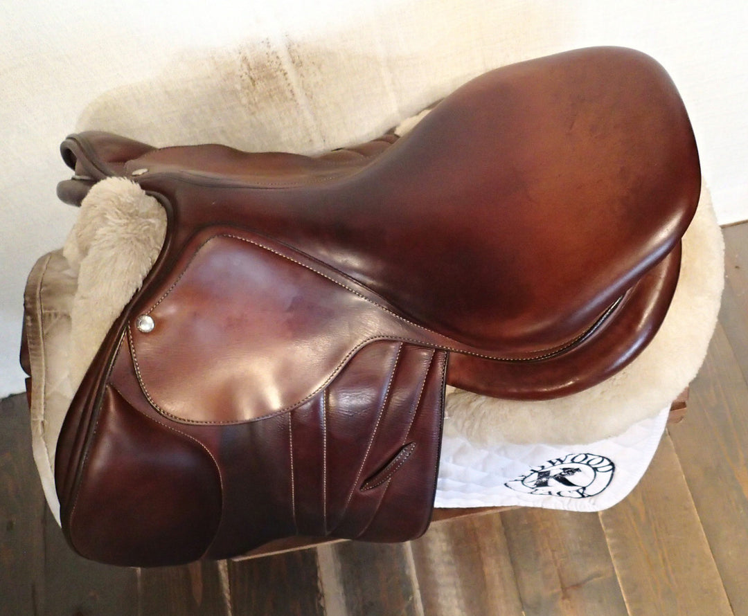 17" Butet Premium Saddle - Full Calfskin - 2022 - P Seat - 1.75 Flaps - 4.25" dot to dot (175)