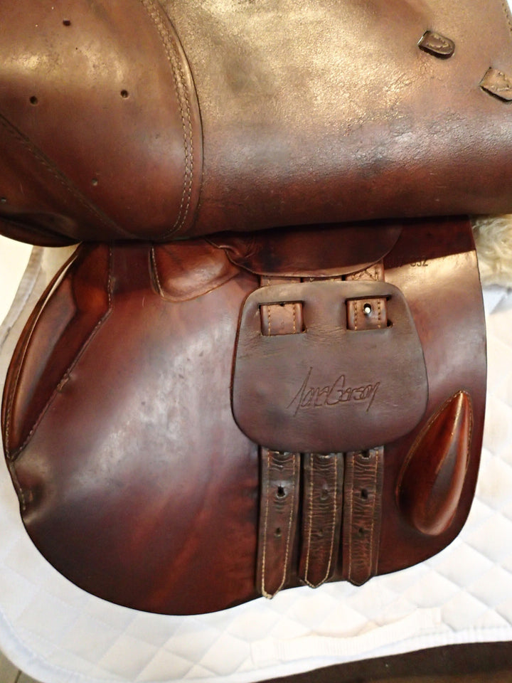 17" Prestige Nona Garson Saddle - 4.75" dot to dot