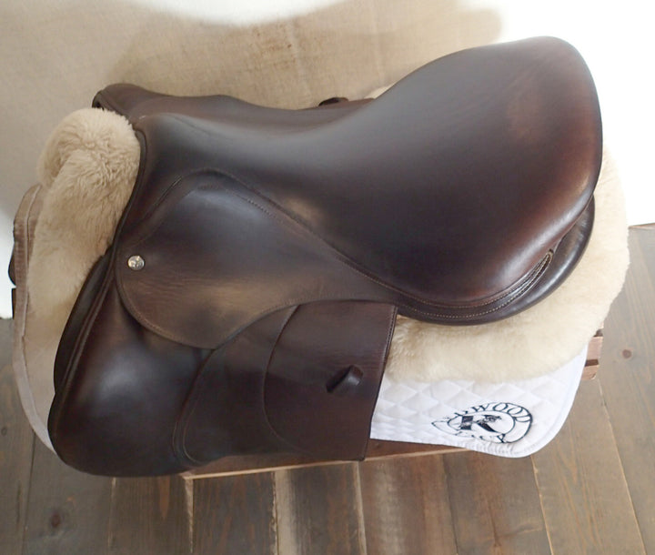 17" Voltaire Palm Beach Saddle - Full Buffalo - 2013 - 3A Flaps - 4.75" dot to dot - Pro Panels