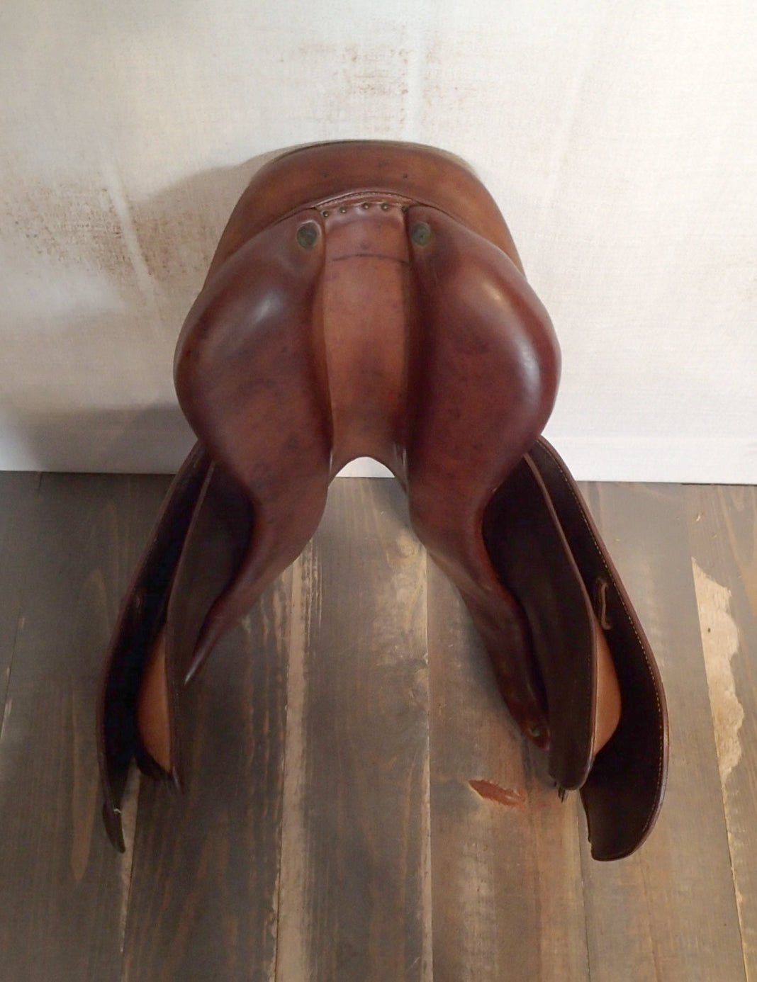 16" Devoucoux Socoa Saddle - 2010 - 0A Flaps - 4.5" dot to dot