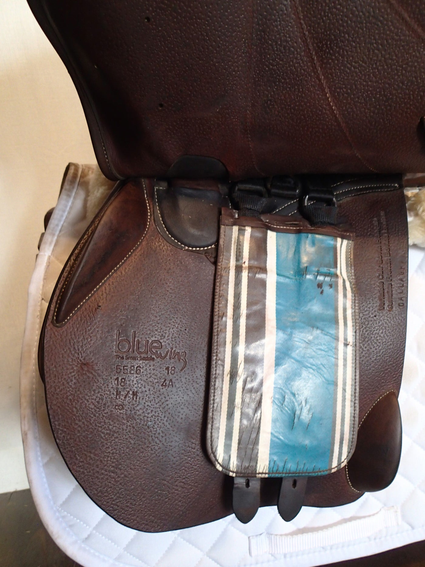 18" Voltaire Blue Wing Saddle - Full Buffalo - 2018 - 4A Flaps - Pro Panels