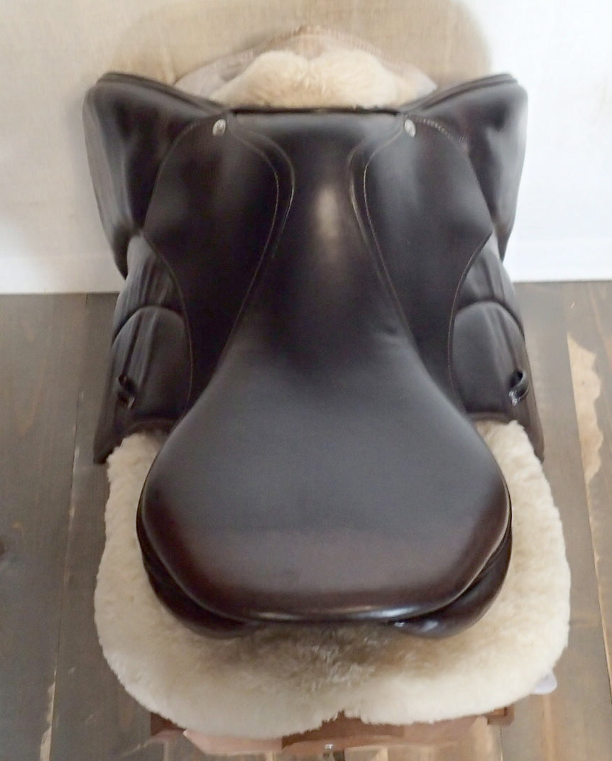 17.5" Voltaire Palm Beach Saddle - Full Buffalo - 2016 - 3AAA Flaps - 4.75" dot to dot - Wool Flocked