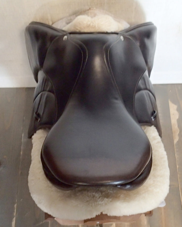 17.5" Voltaire Palm Beach Saddle - Full Buffalo - 2016 - 3AAA Flaps - 4.75" dot to dot - Wool Flocked