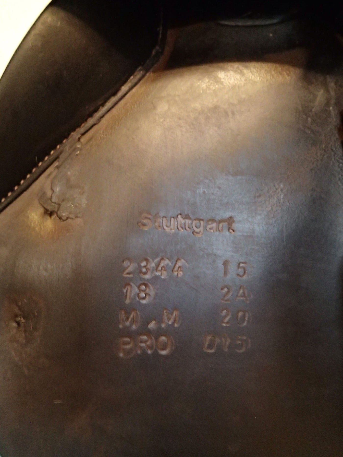 17.5" Voltaire Stuttgart Saddle - Full Buffalo - 2021 - 4A Flaps - 4.75" dot to dot - Pro Panels