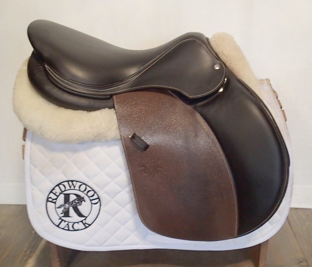 17.5" Voltaire Palm Beach Saddle - 2022 - 4A Flaps - 5" dot to dot - FIN Panels