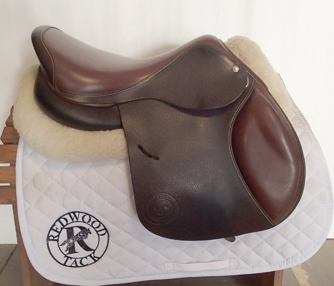 16" Forestier Club Junior Saddle - 2022 - 4.75" dot to dot