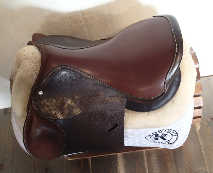 16" Forestier Club Junior Saddle - 2022 - 4.75" dot to dot