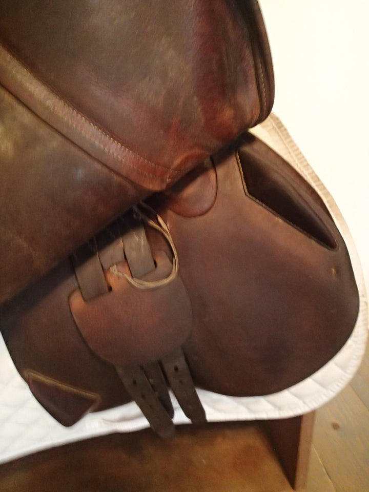 17.5" Antares Connexion Saddle - 2015 - 3AA Flaps - 4.5" dot to dot (193)