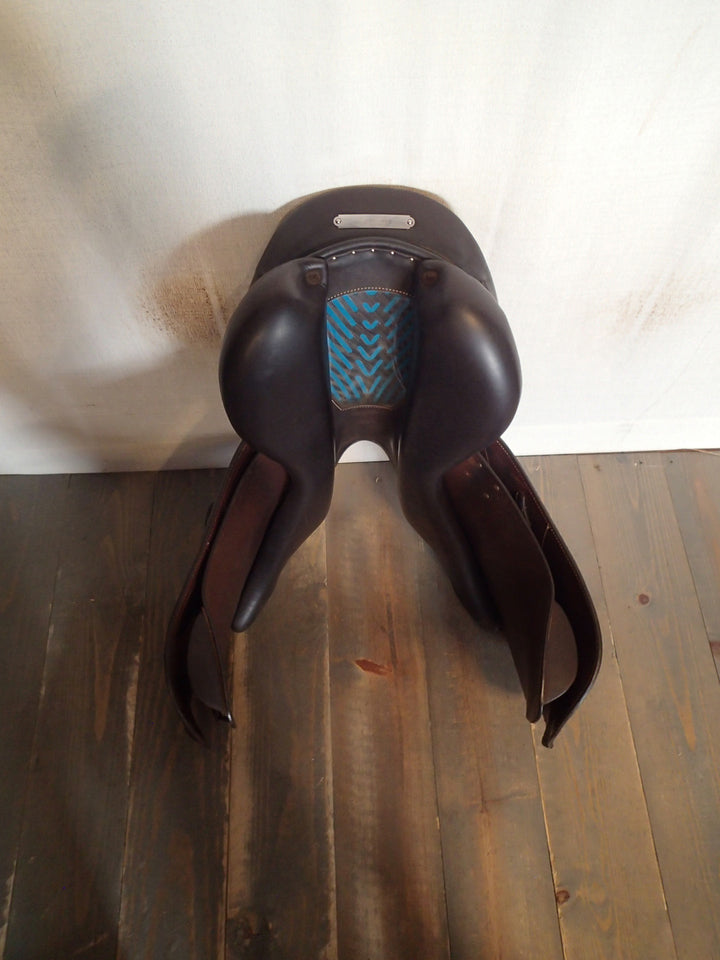 17.5" Voltaire Blue Infinite Saddle - Full Buffalo - 2021 - 4A Flaps - 4.75" dot to dot - Pro Panels